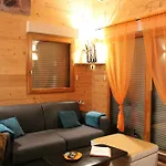 Le De La Femme Du Pecheur Chalet
