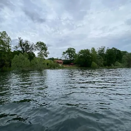Le De La Femme Du Pecheur Chalet
