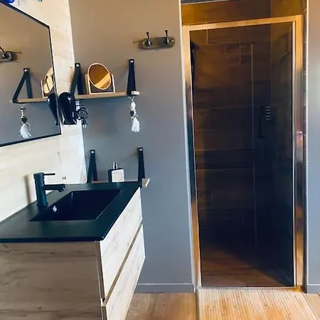 Chalet Le De La Femme Du Pecheur