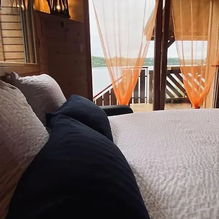 Le De La Femme Du Pecheur *