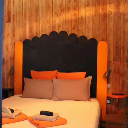 Le De La Femme Du Pecheur Chalet