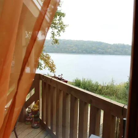 Le De La Femme Du Pecheur Chalet