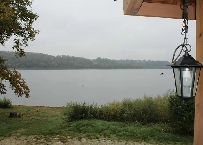 Le De La Femme Du Pecheur Chalet Peigney